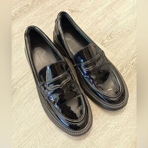 Zara | Size 38/7.5 Black Slip‎ On Loafers